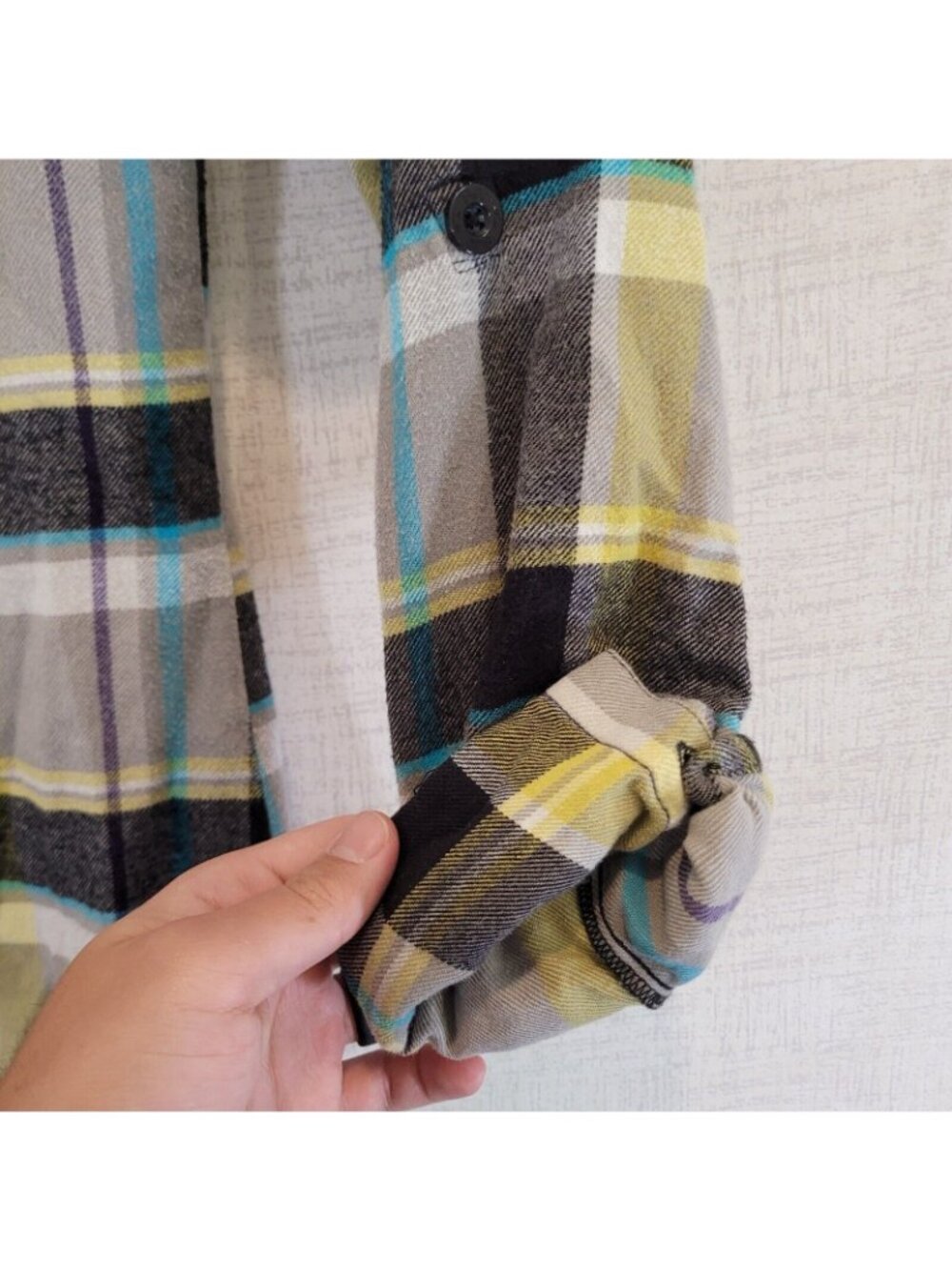 O'Neill Button Up Shirt Womens L Yellow Plaid Flannel Long Sleeve Top Pockets - Picture 9 of 11